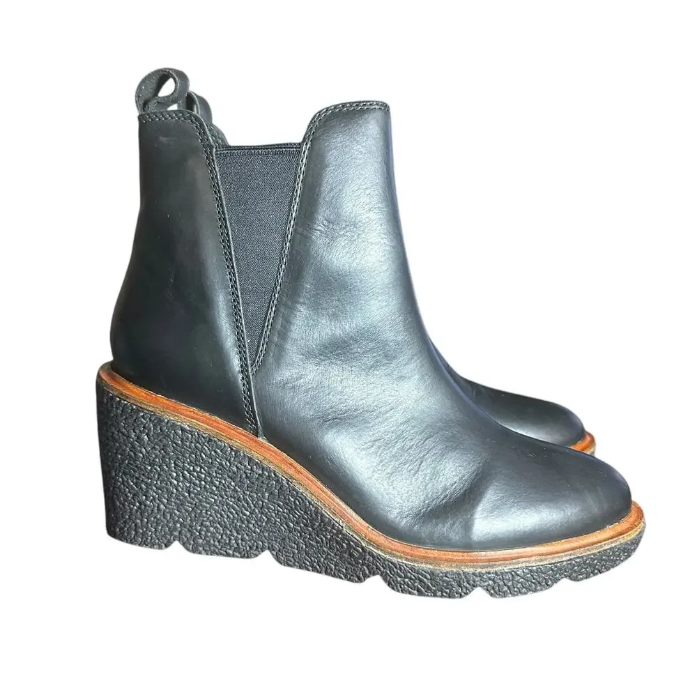 Clarks Clarkford Top Black Leather Wedge Boots US 8 EU 39